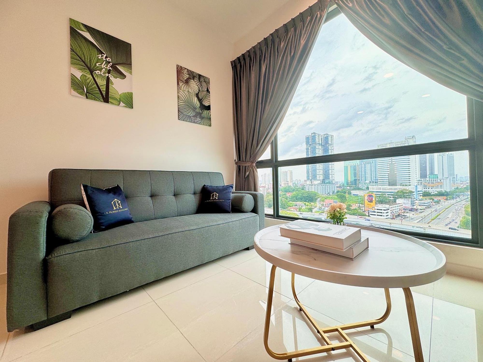 Sks Pavillion Residence By Luxecocoo Ck Johor Bahru City Centre Bagian luar foto